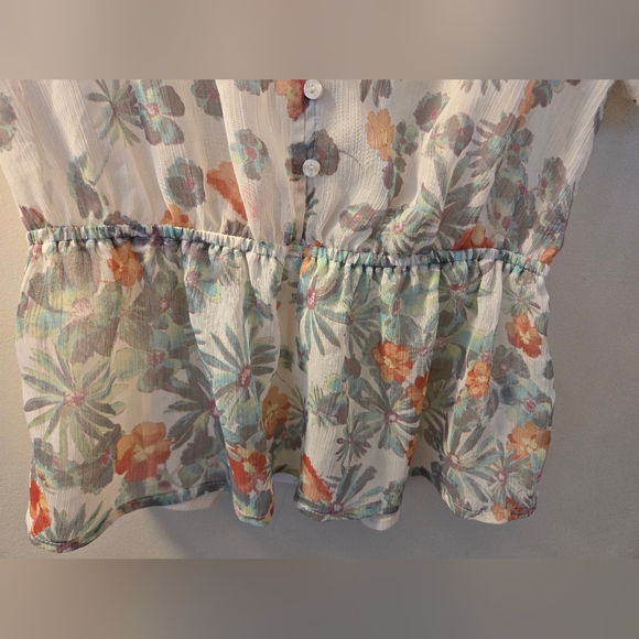 Lauren Conrad Sheer Floral Blouse - Picture 6 of 6